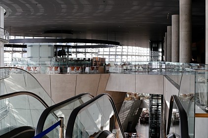 国立新美術館
