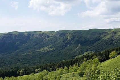 外輪山